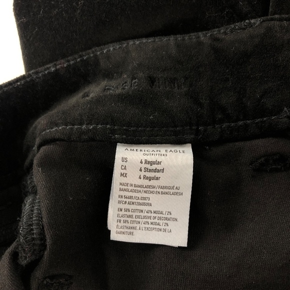 NWT American Eagle Outfitters High-Rise Mini Velvet Skirt Black Super Stretch - Picture 8 of 9